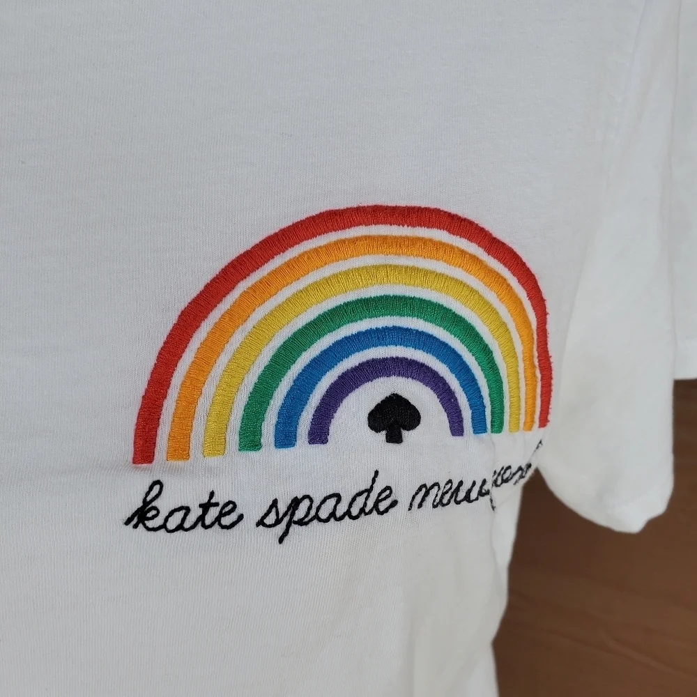 kate spade white rainbow embroidered women's short sleeve top size xl euc